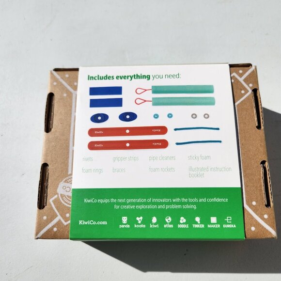 KiwiCo. Wrap Rockets Physics Engineering Launcher STEM Toy Science - Assembled - Picture 5 of 8